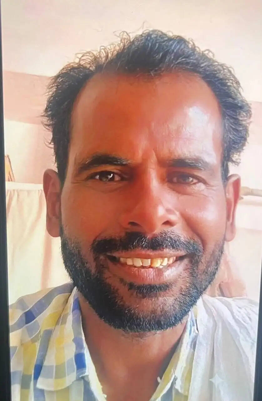 किसान का शव नहर में मिला