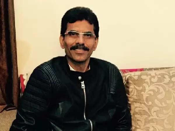 जनता में खुशहाली लाने के लिए बनाए जाएं आनंद ग्राम : निदेशक गंगराड़े