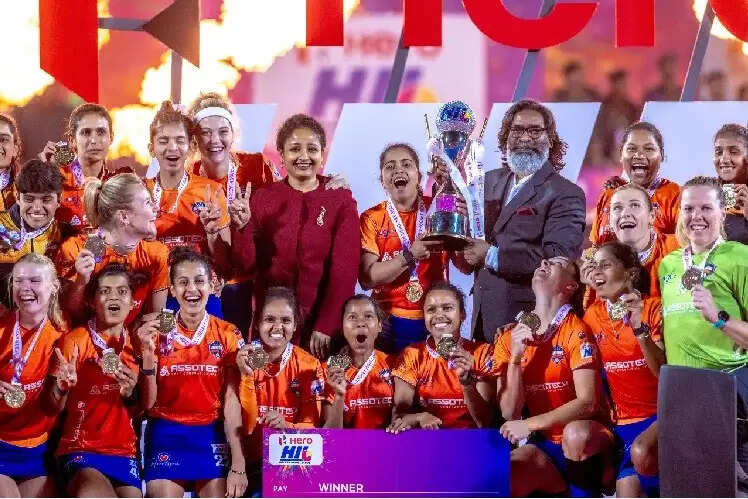 ओडिशा वॉरियर्स बनी ऐतिहासिक महिला हीरो हॉकी इंडिया लीग की चैंपियन