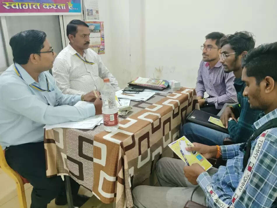 प्लेसमेंट कैंप में 1130 रिक्त पदों के लिए 34 बेरोजगार युवा पहुंचे