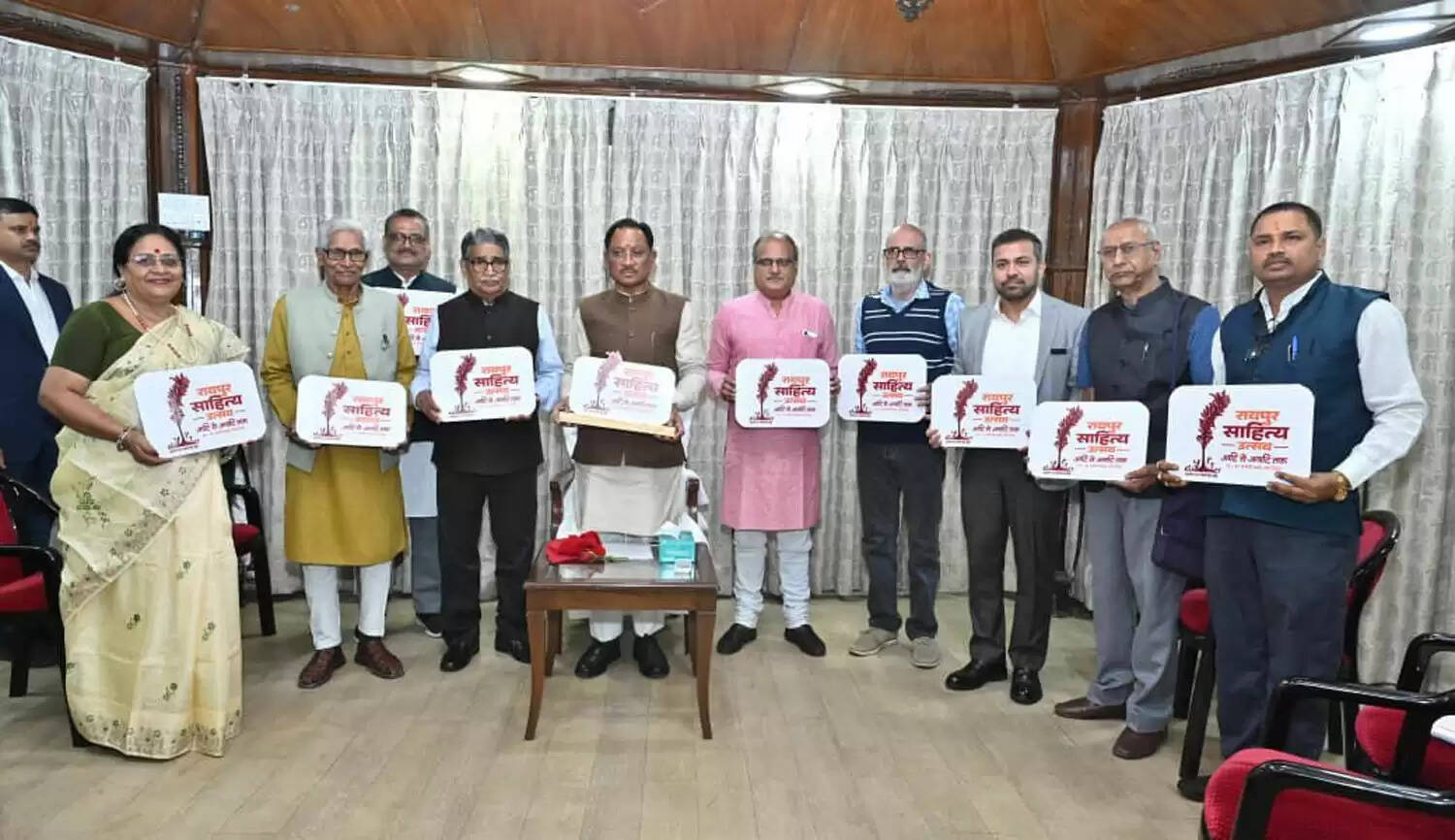 रायपुर&nbsp;:&nbsp;छत्तीसगढ़&nbsp;में होगा साहित्य उत्सव, देश भर के 100 से अधिक साहित्यकार जुटेंगे