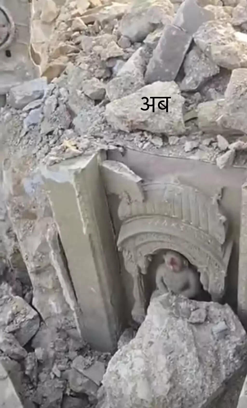 वाराणसी: मणिकर्णिका घाट सुंदरीकरण विवाद पर सियासत तेज, पाल समाज में आक्रोश