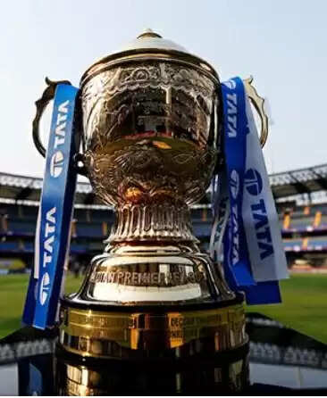 आईपीएल 2025: प्लेऑफ की रेस से बाहर हुई एलएसजी, चौथे स्थान के लिए मुंबई और दिल्ली में मुकाबला