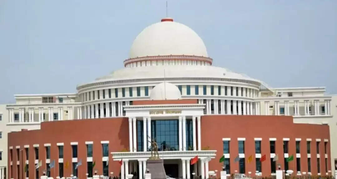 हंगामे के बीच विधानसभा की कार्यवाही दोपहर 12 बजे तक के लिए स्थगित