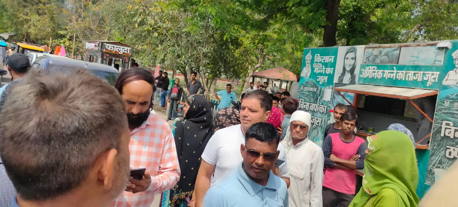 जींद : गैस की किल्लत के चलते उपभोक्ताओं ने जींद-गोहाना रोड पर लगाया जाम