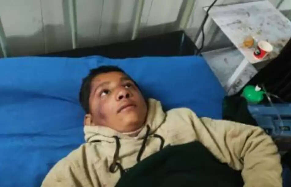 चंपावत में सड़क हादसा, 5 बारातियों की मौत, 5 घायल