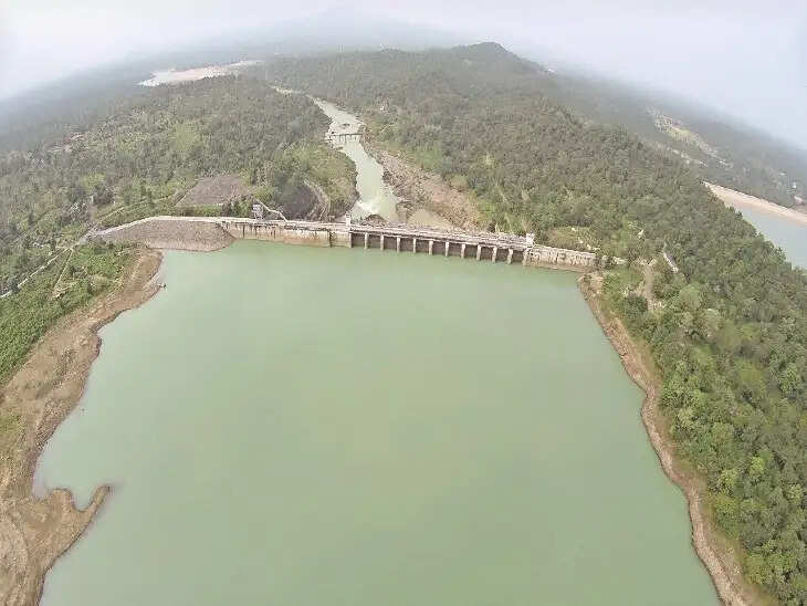 कोरबा में बांगो बांध का जलस्तर तेजी से बढ़ा, 71.67% भराव; गेट खोलकर हसदेव नदी में पानी छोड़ने की चेतावनी