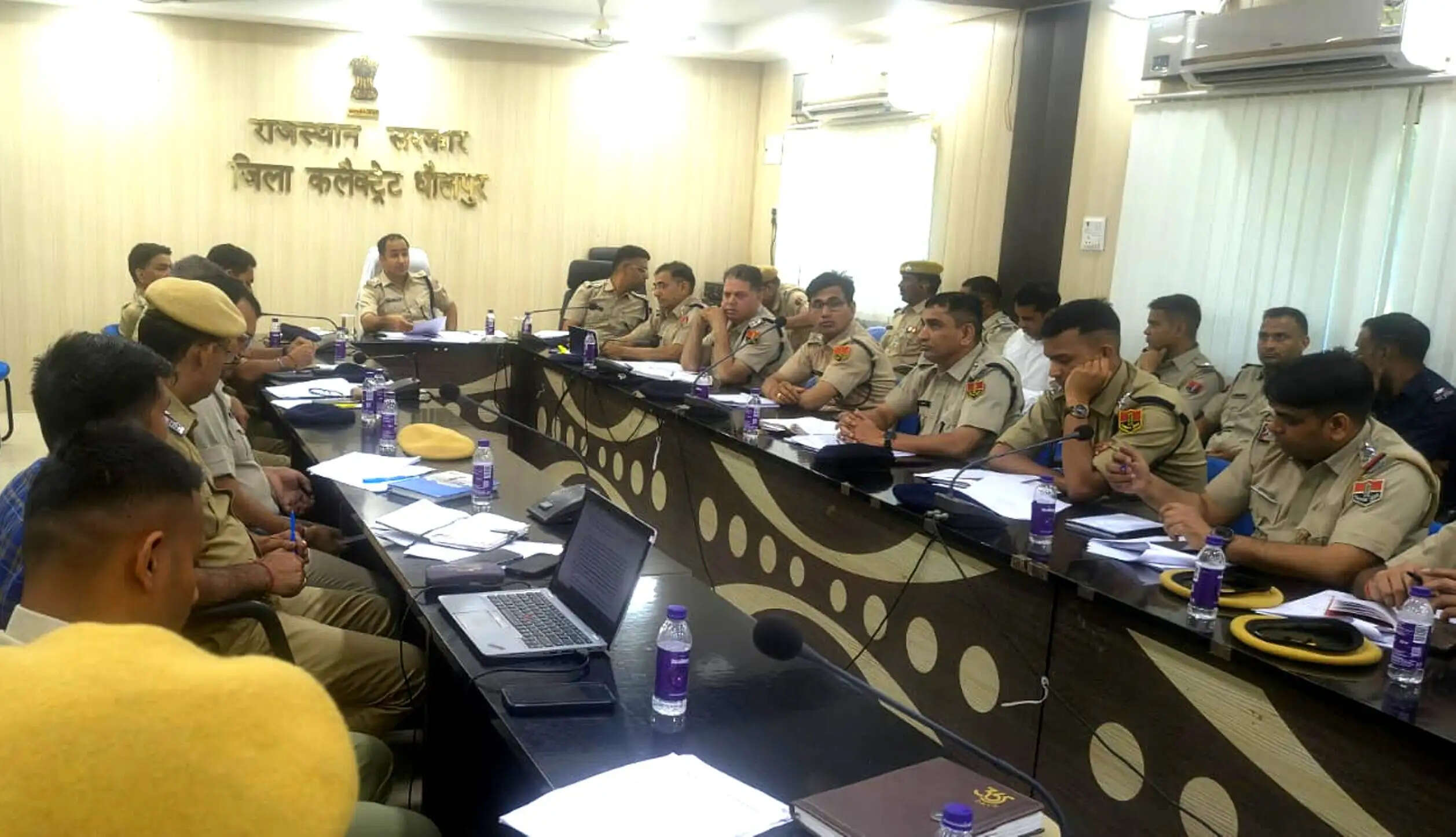 ऑपरेशन त्रिनेत्र के तहत कैमरे लगवाएं, अभय कमांड से जोड़ें : एसपी