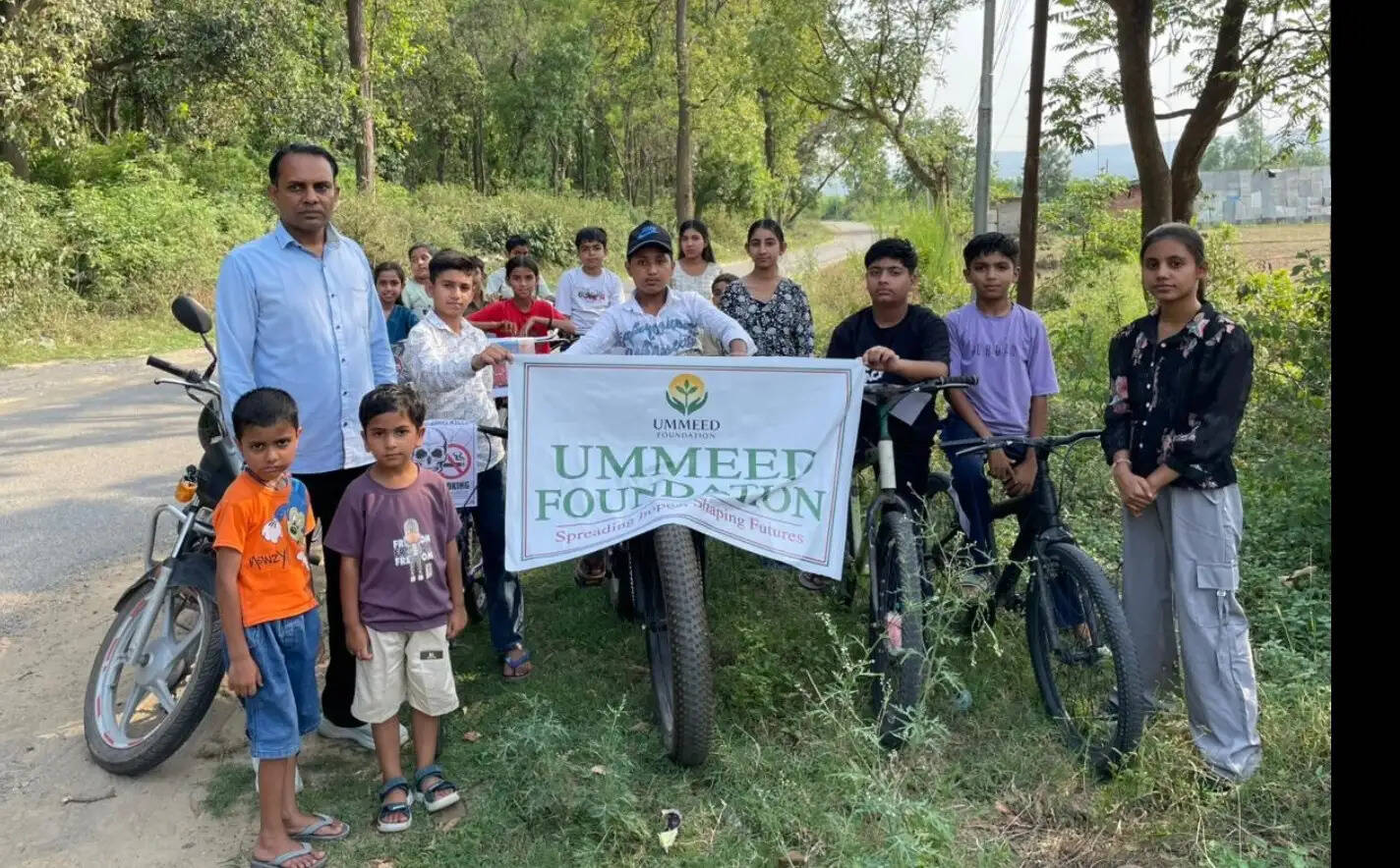 विश्व साइकिल दिवस पर उम्मीद फाउंडेशन द्वारा साइकिल रैली का आयोजन