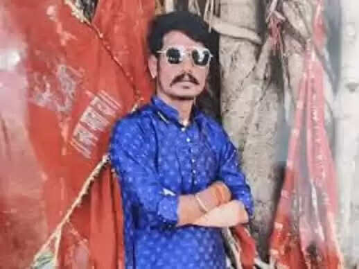 भोपालः दोस्त की शादी से लौटने के बाद युवक ने फांसी लगाकर की आत्महत्या, कमरे में मिला टूटा मोबाइल