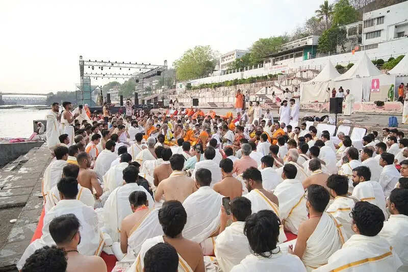 मप्र के ओंकारेश्वर में हुआ पांच दिवसीय एकात्म पर्व, शंकरदूत के रुप में दीक्षित हुए देश-विदेश के 700 युवा