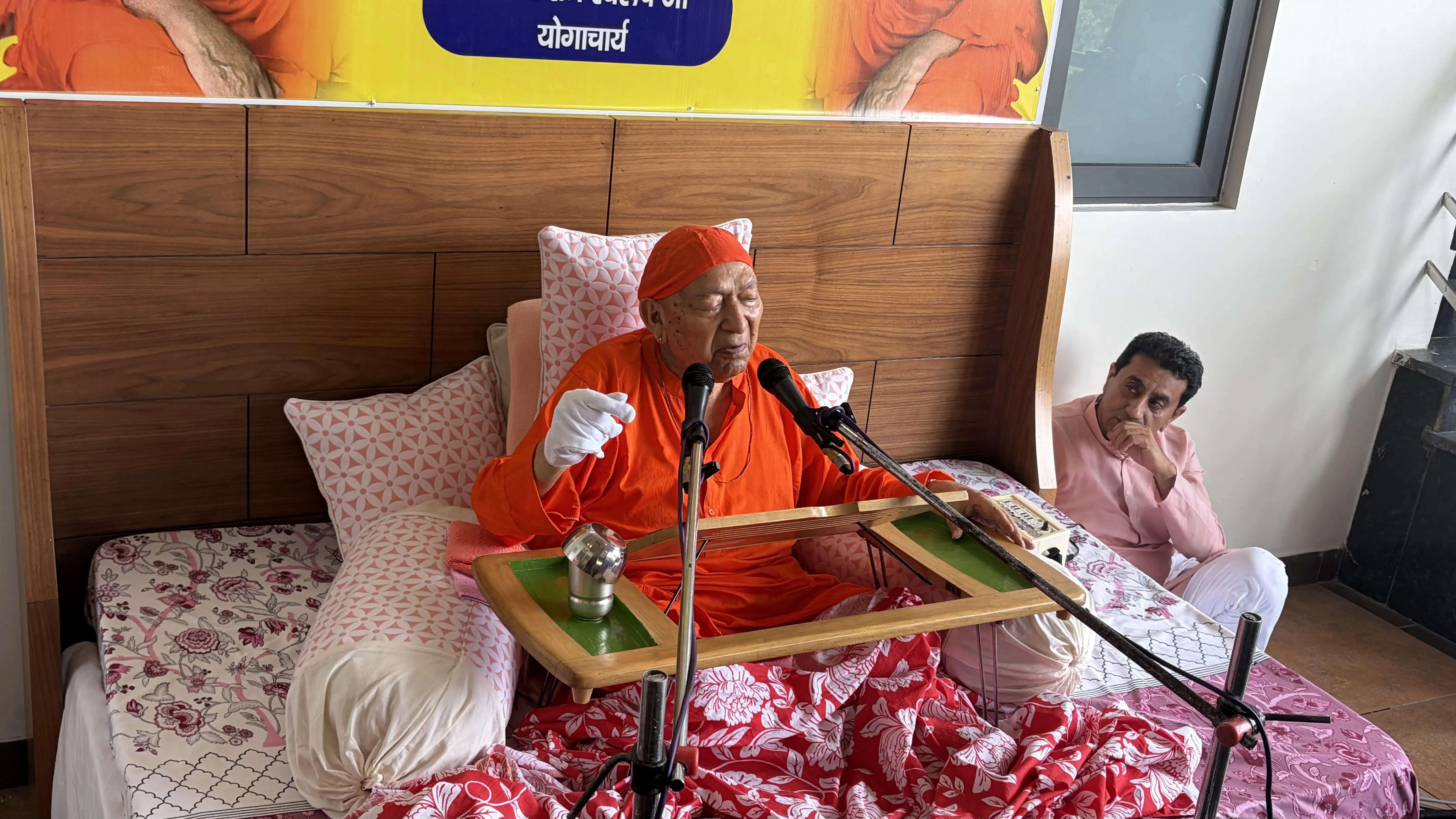 कठुआ में वैदिक यज्ञ अनुष्ठान के दूसरे दिन स्वामी रामस्वरूप जी का मीडिया संवाद