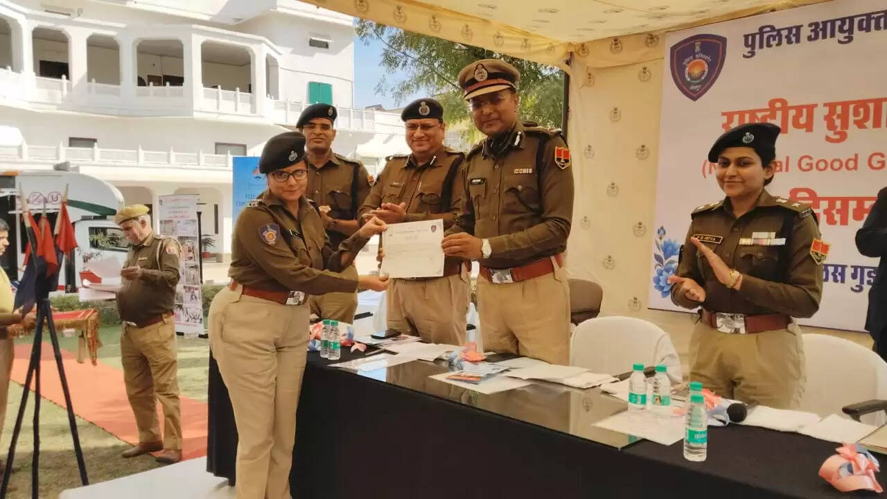 सुशासन दिवस पर एसीपी सहित 27 पुलिसकर्मी पुरस्कृत
