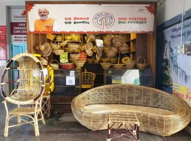 ओएसओपी योजना 2 हजार से अधिक रेलवे स्टेशनों तक पहुंची, 1.32 लाख कारीगरों को मिला सीधा बाजार