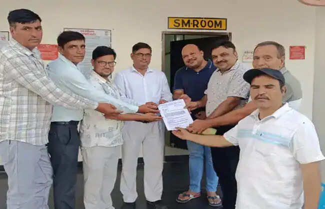 नारनाैल से नई रेल सेवाएं शुरू करने की उठी मांग, प्रधानमंत्री व रेल मंत्री को भेजा ज्ञापन