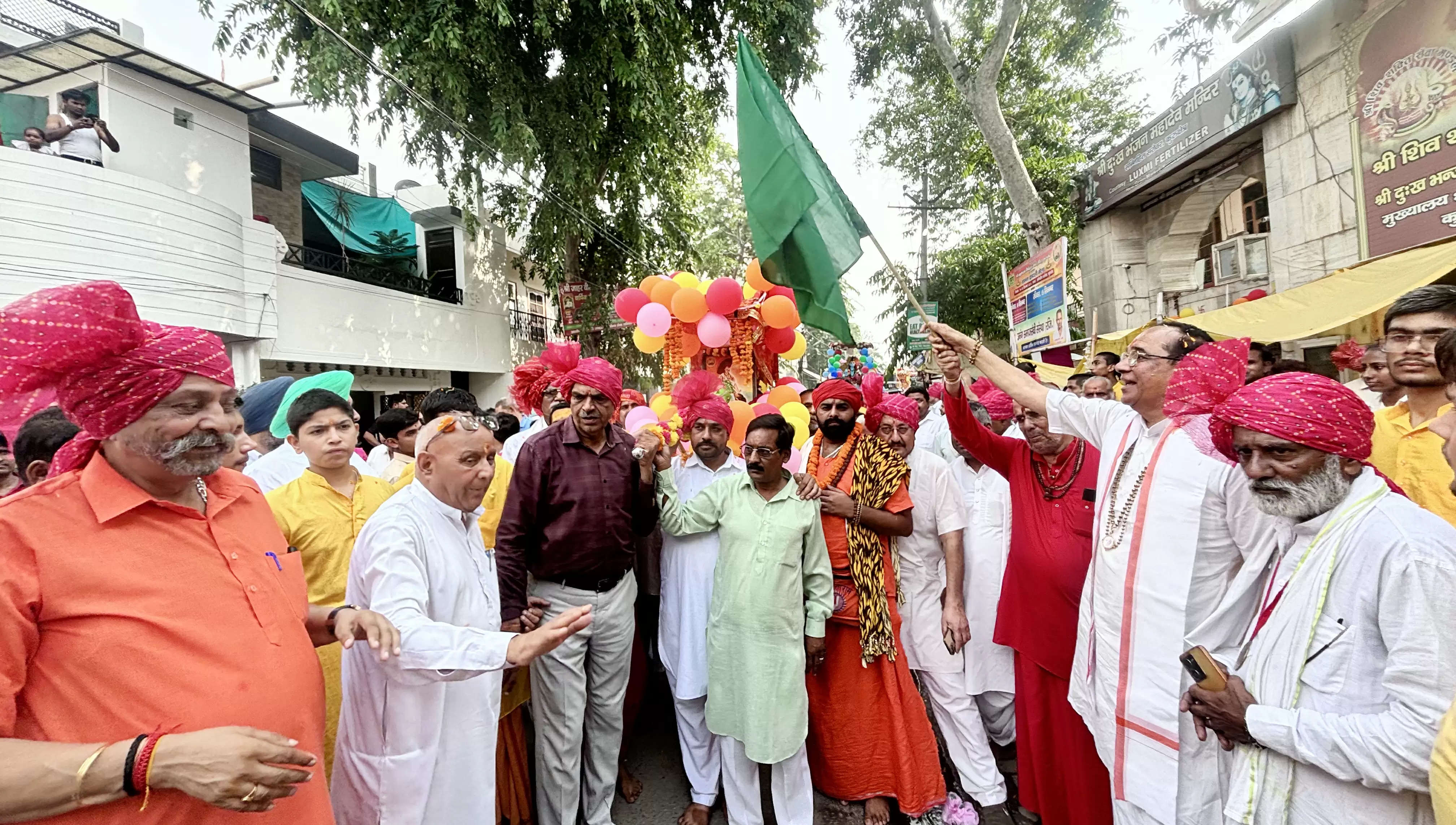 कुरुक्षेत्र में श्री ब्राह्मण एवं तीर्थाेद्धार सभा के वामन द्वादशी पर निकाली शोभायात्रा