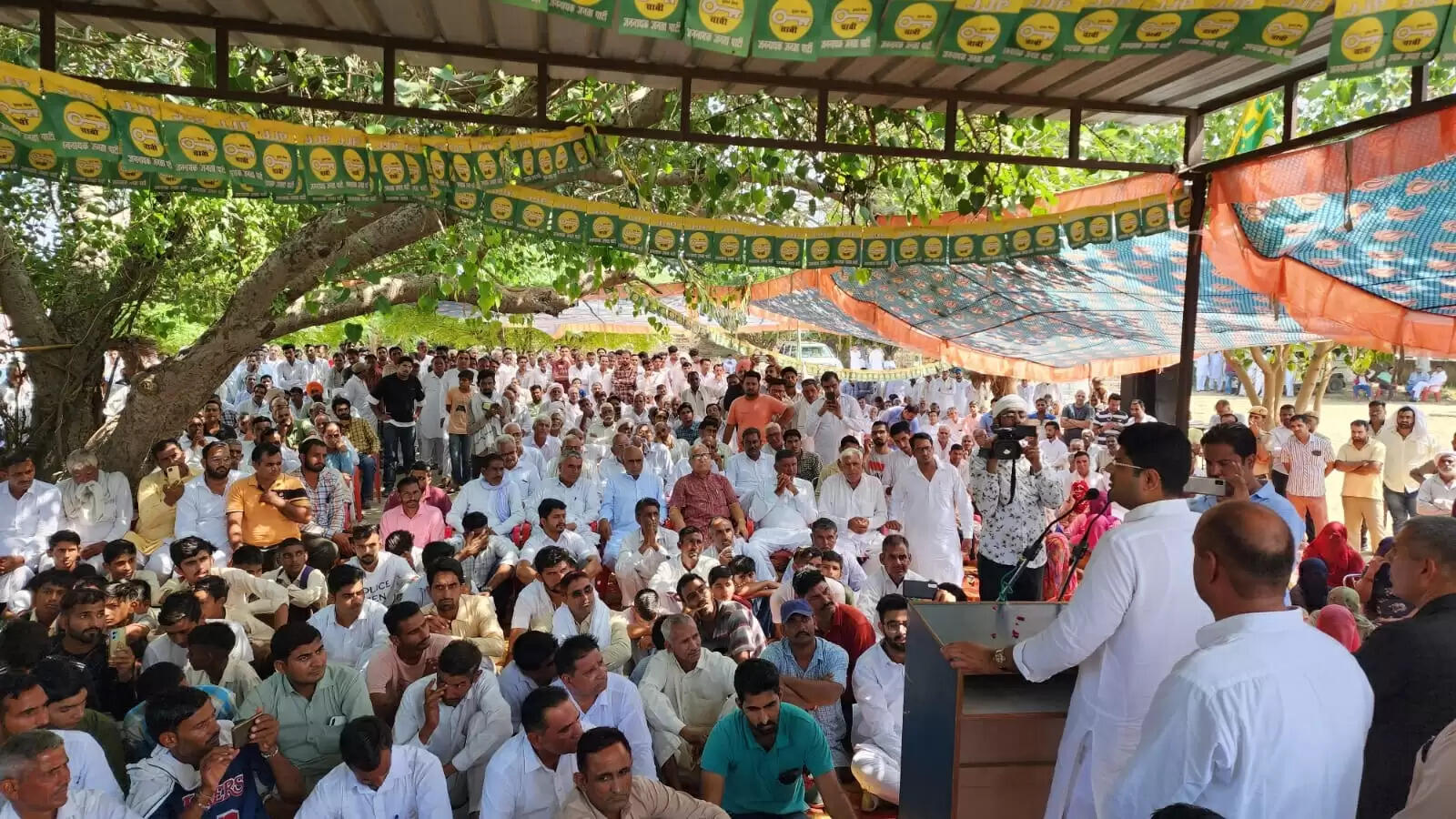 सिरसा: बरसात से फसलों को हुए नुकसान की भरपाई करेगी सरकार: दुष्यंत चौटाला