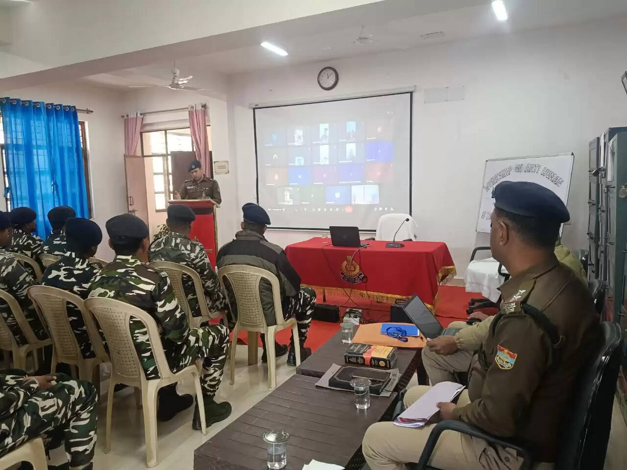 एसएसबी जवानों के लिए चम्पावत पुलिस का विशेष प्रशिक्षण: साइबर अपराध और मानव तस्करी पर फोकस