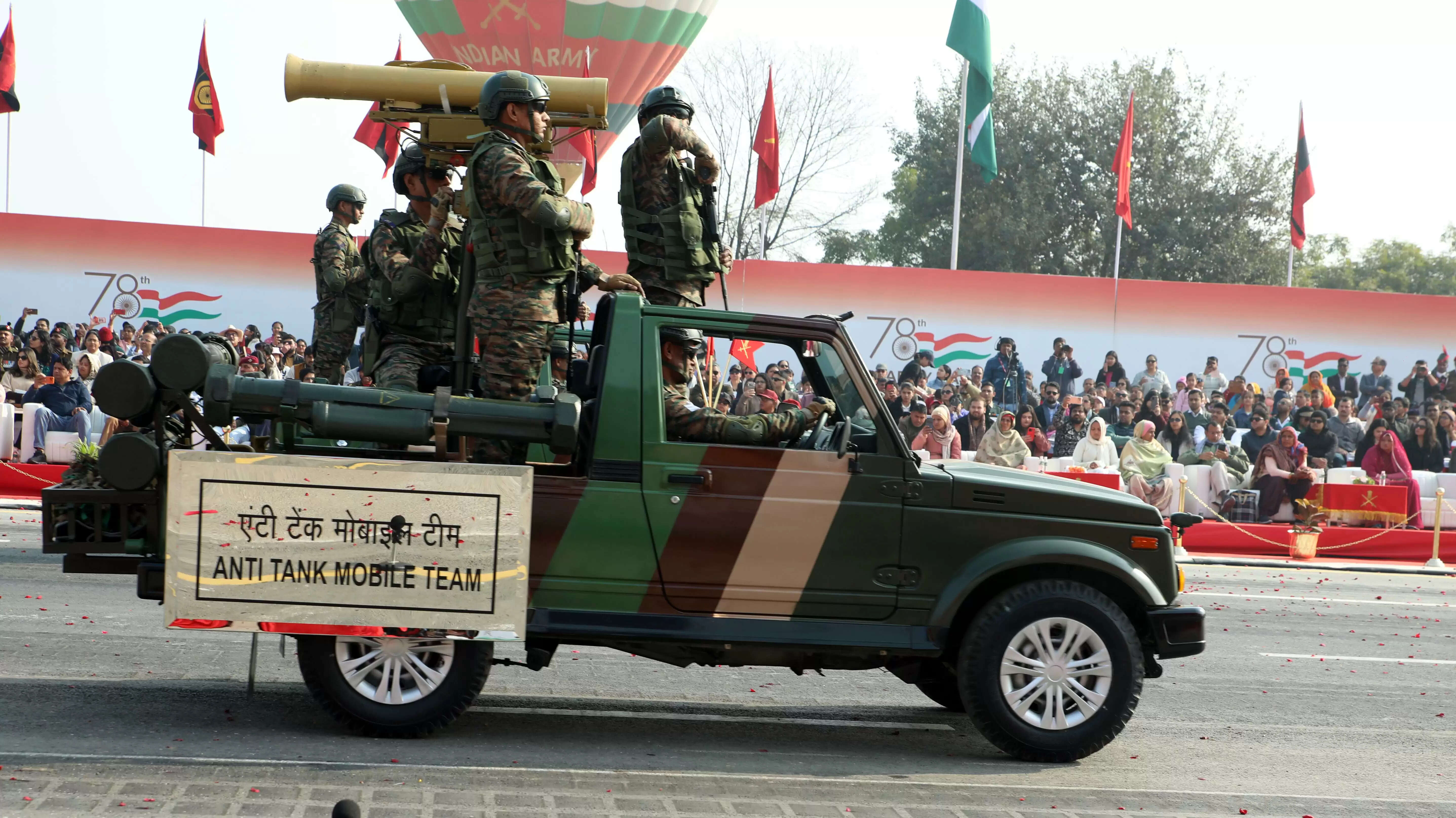सेना दिवस परेड: फुल ड्रेस रिहर्सल में उमड़ा जनसैलाब और देशभक्ति के गूंजे नारे