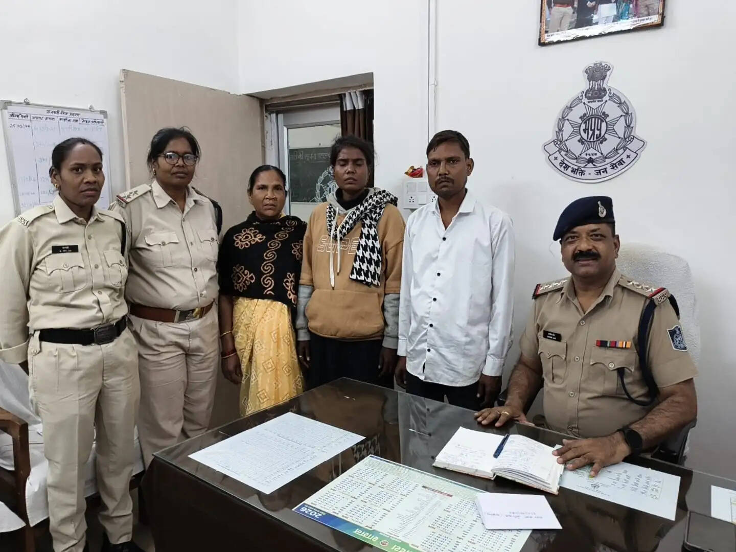 अनूपपुर: छग से लापता विक्षिप्त को युवती को परिजनों से मिलवाने का माध्यहम बना सोशल मीडिया