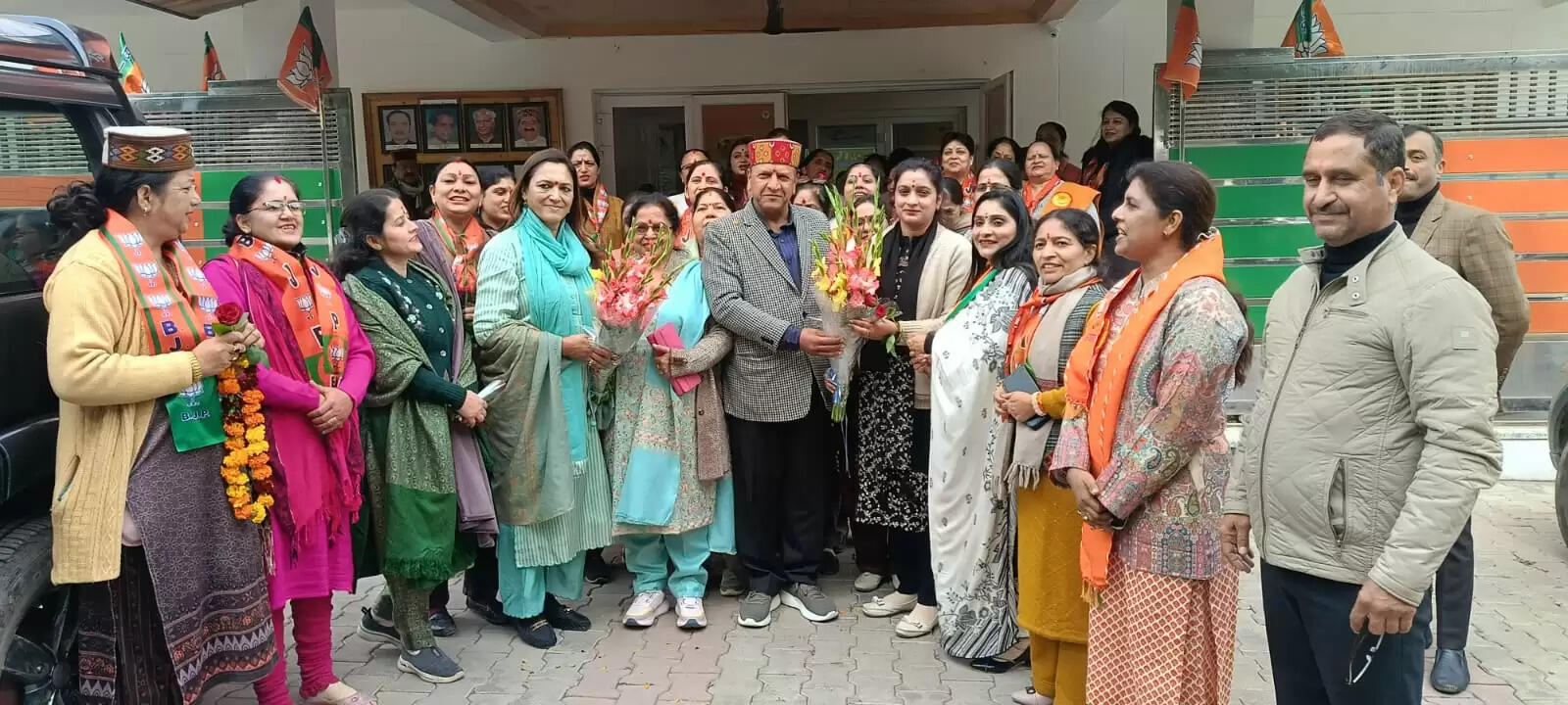 भाजपा महिला मोर्चा परिचय बैठक में एक बूथ 10 महिला योजना पर रहा जोर