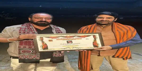 विश्व रंगमंच दिवस पर बलवंत ठाकुर सम्मानित