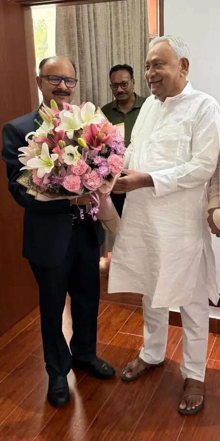 बीसीसीएल के अध्यक्ष ने राज्यसभा सदस्य नीतीश कुमार से की शिष्टाचार मुलाकात