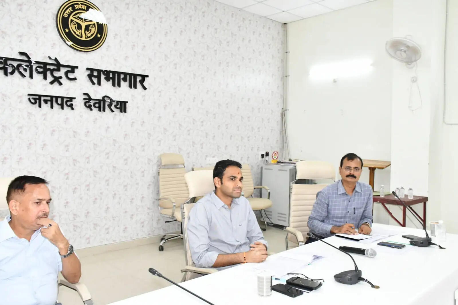 कृषि एवं संबद्ध विभागों की समीक्षा में जिलाधिकारी का किसानों तक योजनाओं का लाभ पहुंचाने पर जोर