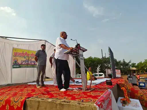 बारिश के बीच योगमय हुआ मध्य प्रदेश,&nbsp;अंतरराष्ट्रीय योग दिवस पर लाखों लोगों ने किया सामूहिक योगाभ्यास