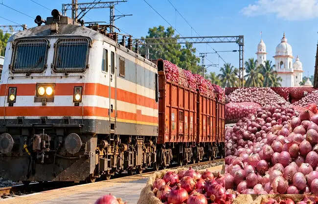 'कांदा एक्सप्रेस' 440 मीट्रिक टन प्याज लेकर 18 अक्टूबर तक पहुंचेगी अगरतला