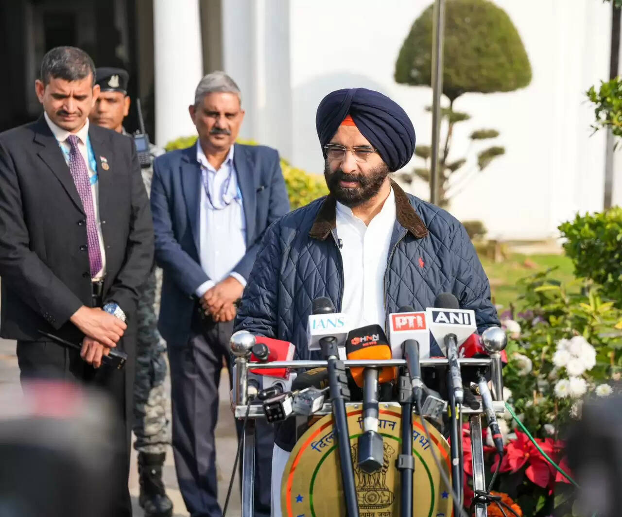 प्रदूषण पर चर्चा के लिए एक दिन बढ़ाया गया दिल्ली विस का सत्र : सिरसा