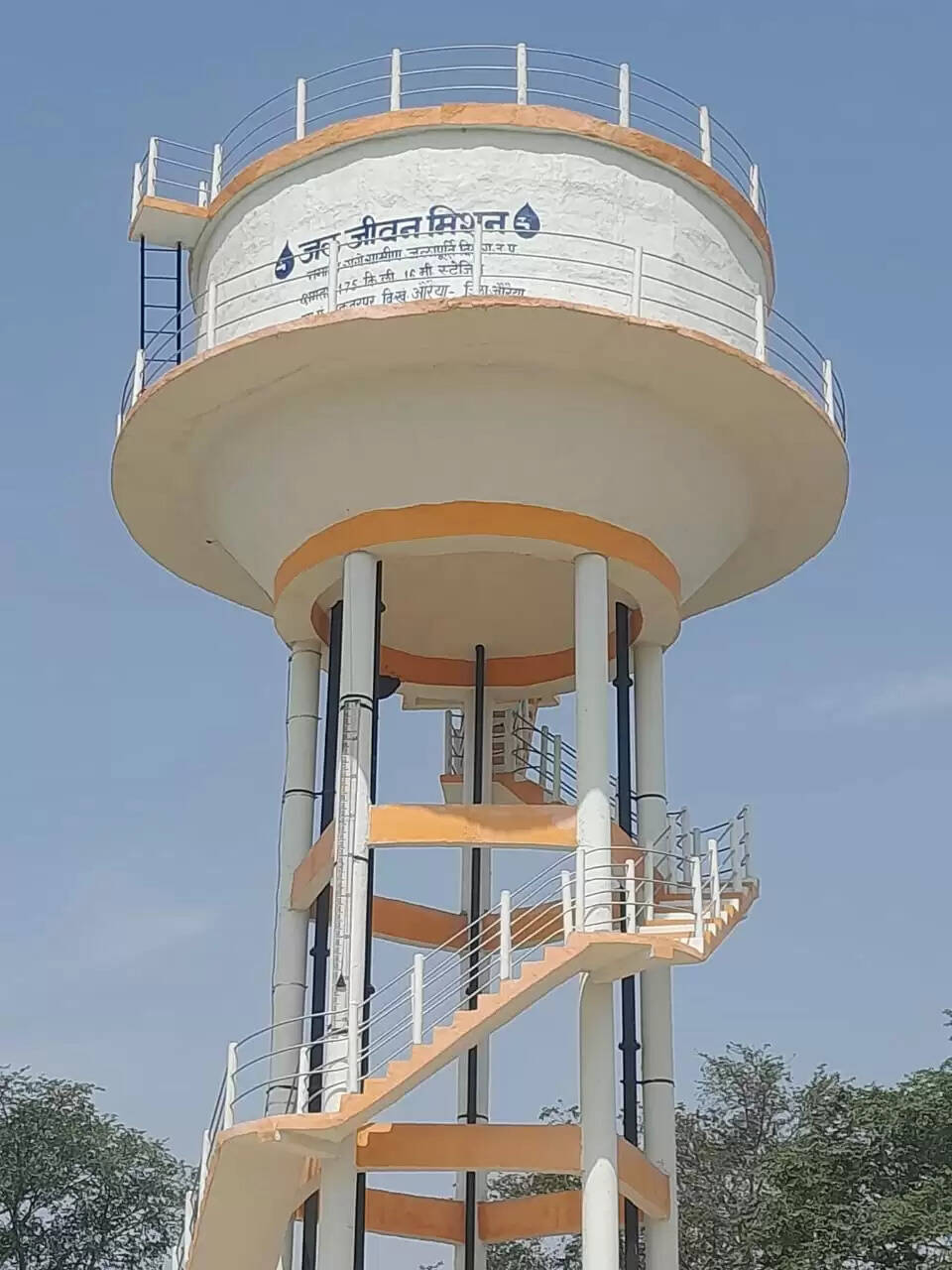 महिला ग्राम प्रधान की सोच से चमक उठी ग्राम पंचायत अकबरपुर