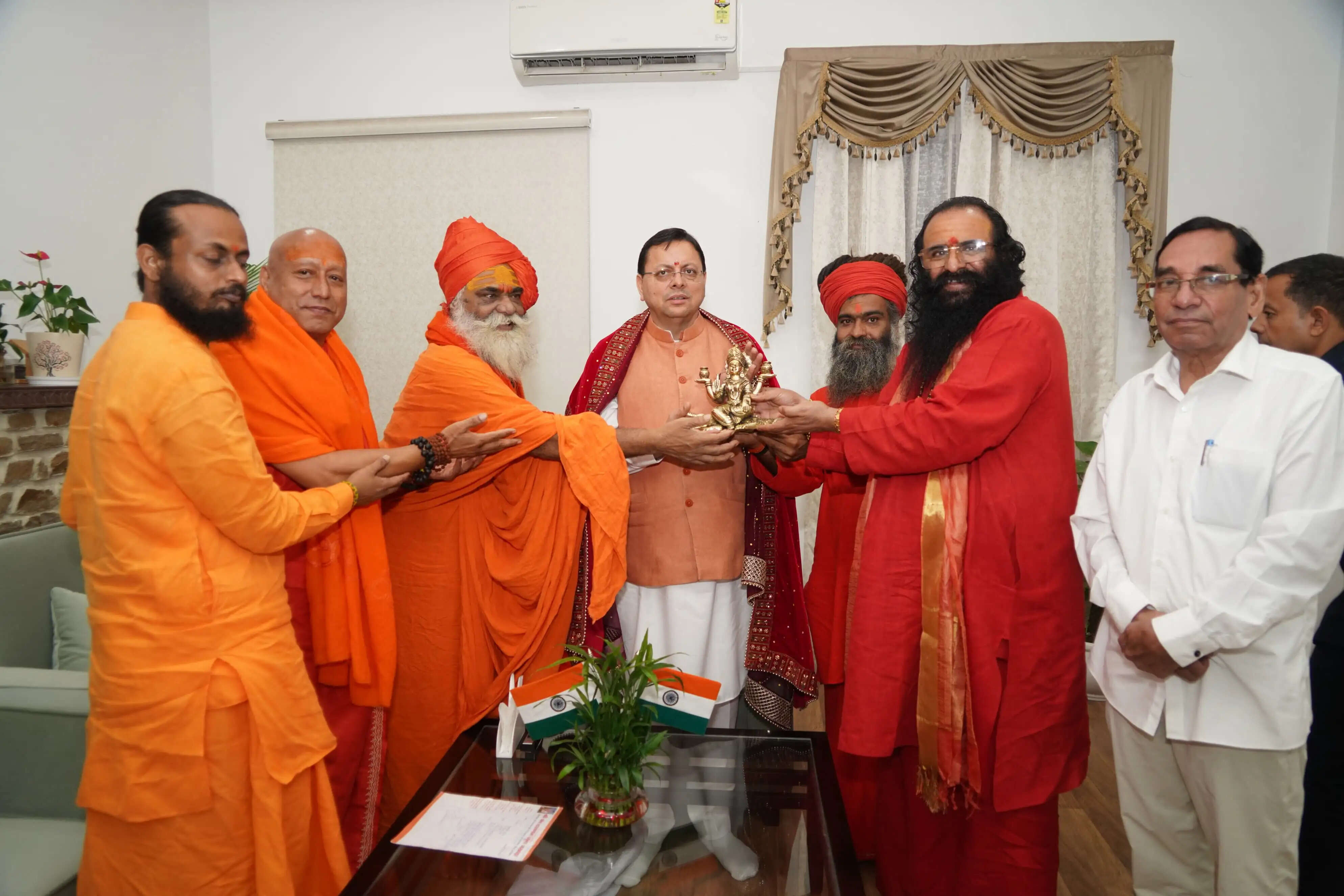 पवित्र छड़ी यात्रा सात अक्टूबर से, चार धामों समेत उपेक्षित तीर्थ स्थलों का होगा भ्रमण
