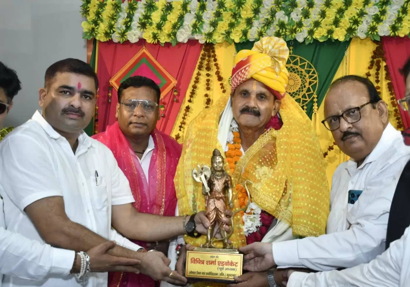 जो कर अधिवक्ता टैक्स से संबंधित विषयों को जितना पढ़ेगा उतना ही वह आगे बढ़ेगा : हर्ष शर्मा