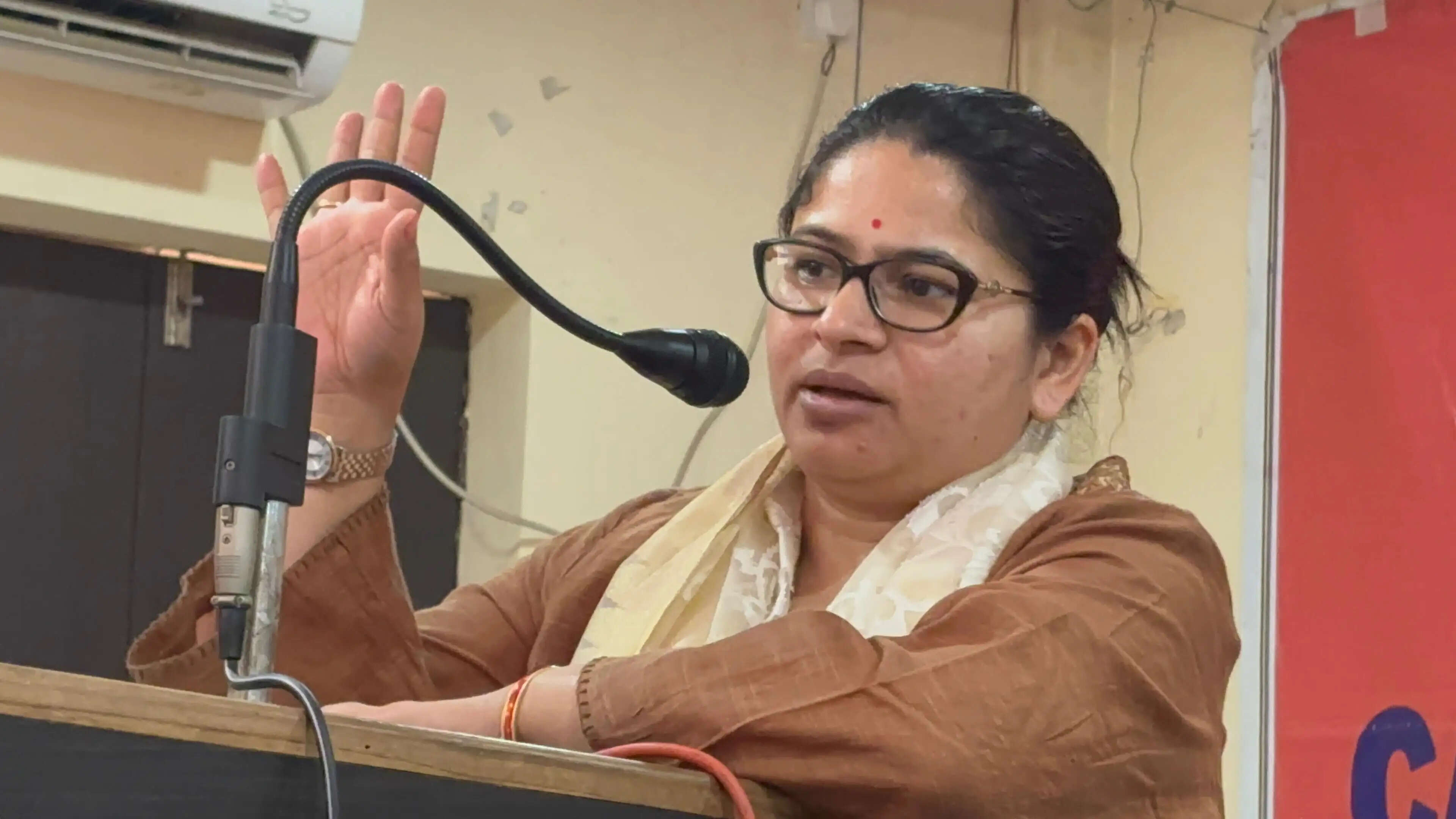 महिला स्वयं सहायता समूह की प्रमुखों को आपदा प्रबंधन का प्रशिक्षण