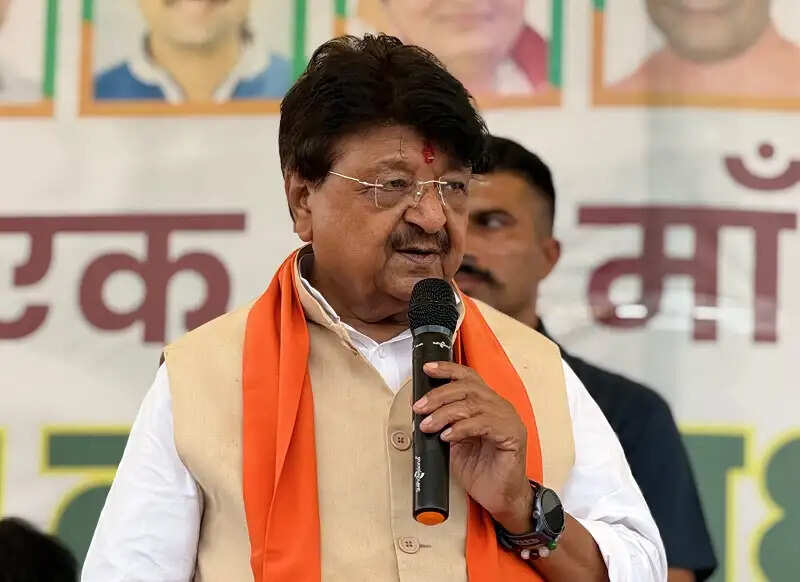 शहर के एक हजार बगीचों में 3 लाख 50 हजार वृक्ष लगाकर नगरवासियों के लिए बनाएंगे ऑक्सीजन जोन: विजयवर्गीय