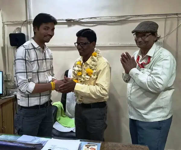 किसानों की समस्याओं का समाधान प्राथमिकता से करें - उप संचालक, कृषि