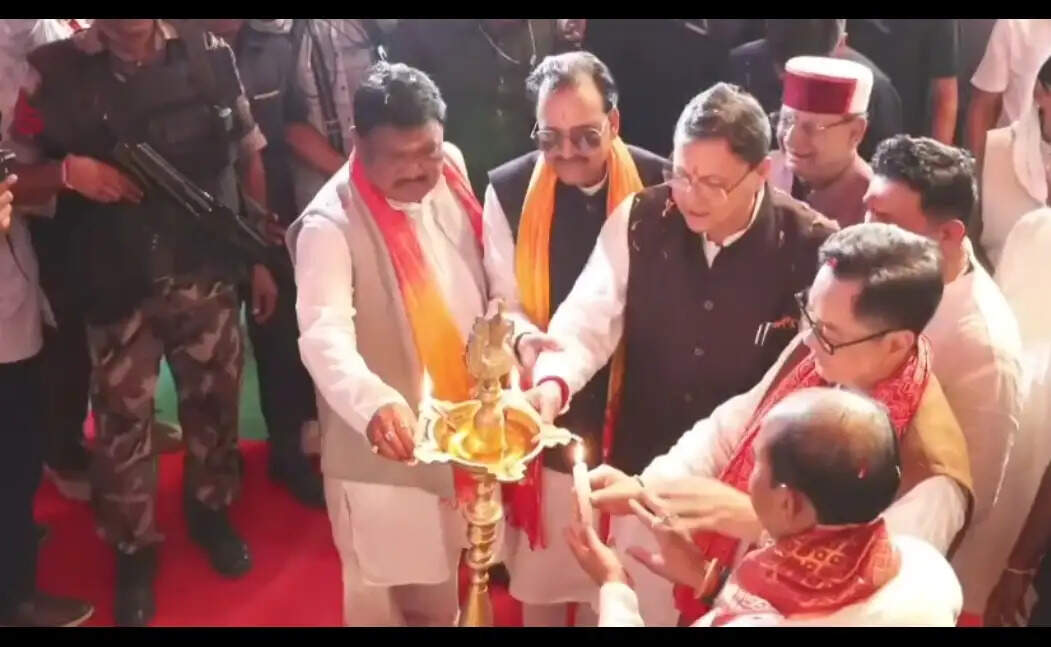 खटीमा में धामी और रिजिजू ने किया ‘उत्तराखंड आदि महोत्सव’ का शुभारंभ