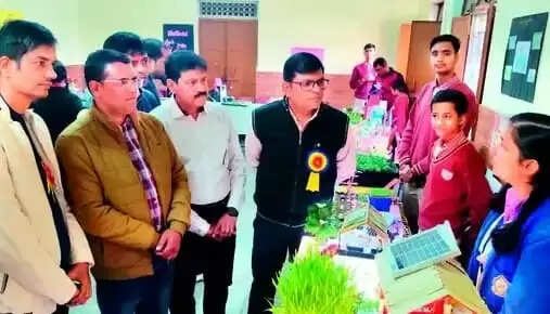 चिरस्थायी कृषि, कचरा प्रबंधन, उभरती प्रौद्योगिकी पर छात्रों ने बनाए मॉडल