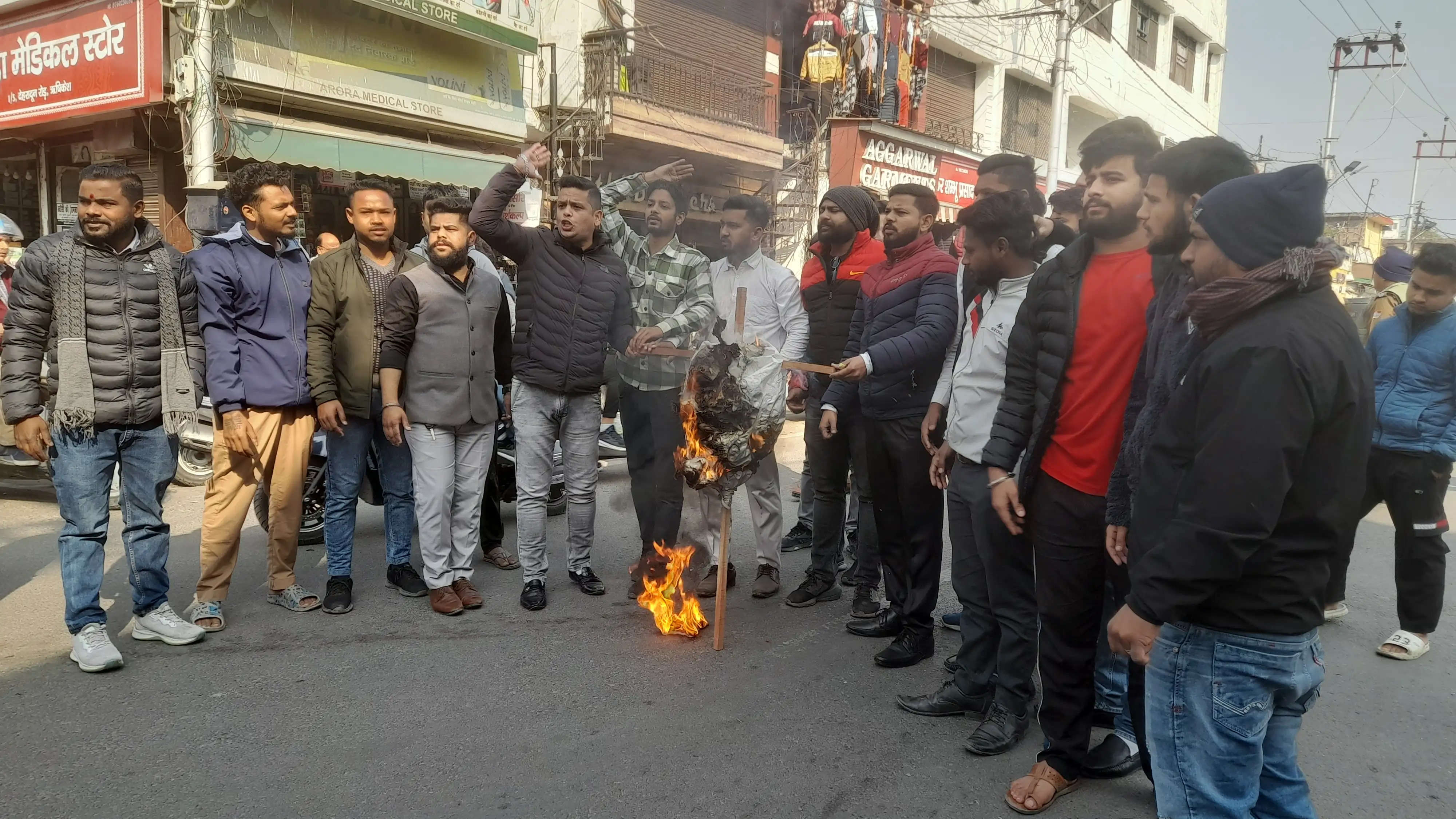 युवा कांग्रेस ने भाजपा सरकार का किया पुतला दहन