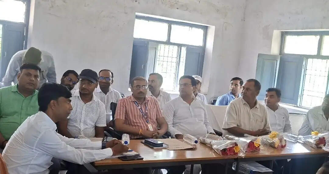 पंसस की बैठक में यूरिया संकट, अतिक्रमण, भ्रष्टाचार और स्वास्थ्य सेवाओं पर गरजा सदन
