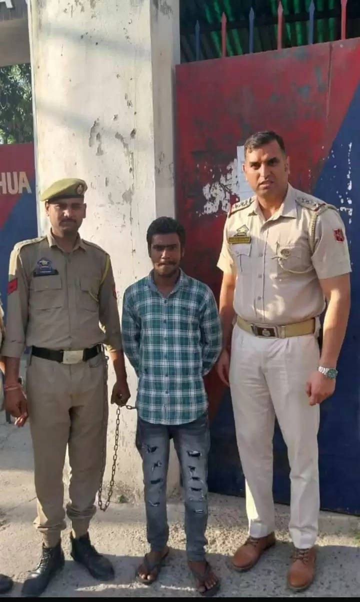 सांबा पुलिस ने कुख्यात अपराधी पर लगाया पीएसए