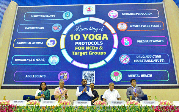 अंतरराष्ट्रीय योग दिवस के लिए 100 दिन की उलटी गिनती शुरू