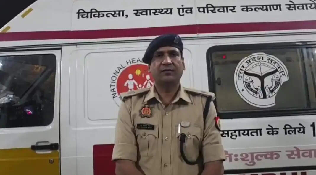 उप्र के अंबेडकर नगर में सड़क हादसा, 8 की मौत