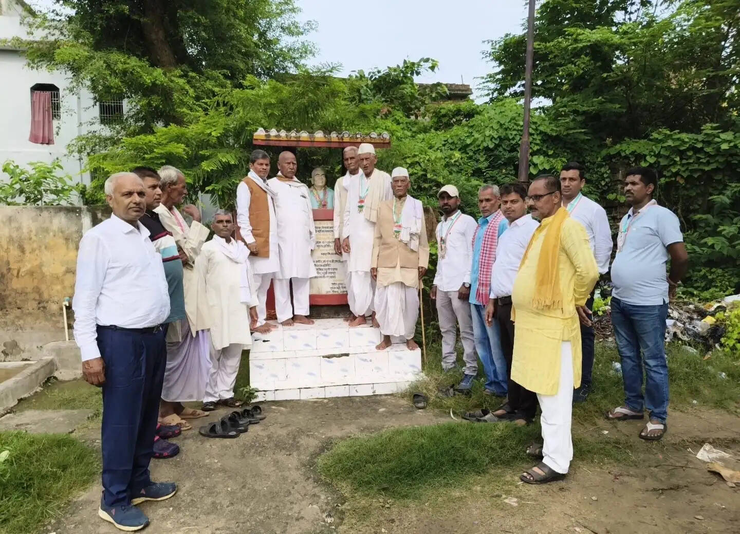 55 वर्षों तक मुखिया रहे शीतल बाबू के आदर्शों को अपनाने का संकल्प