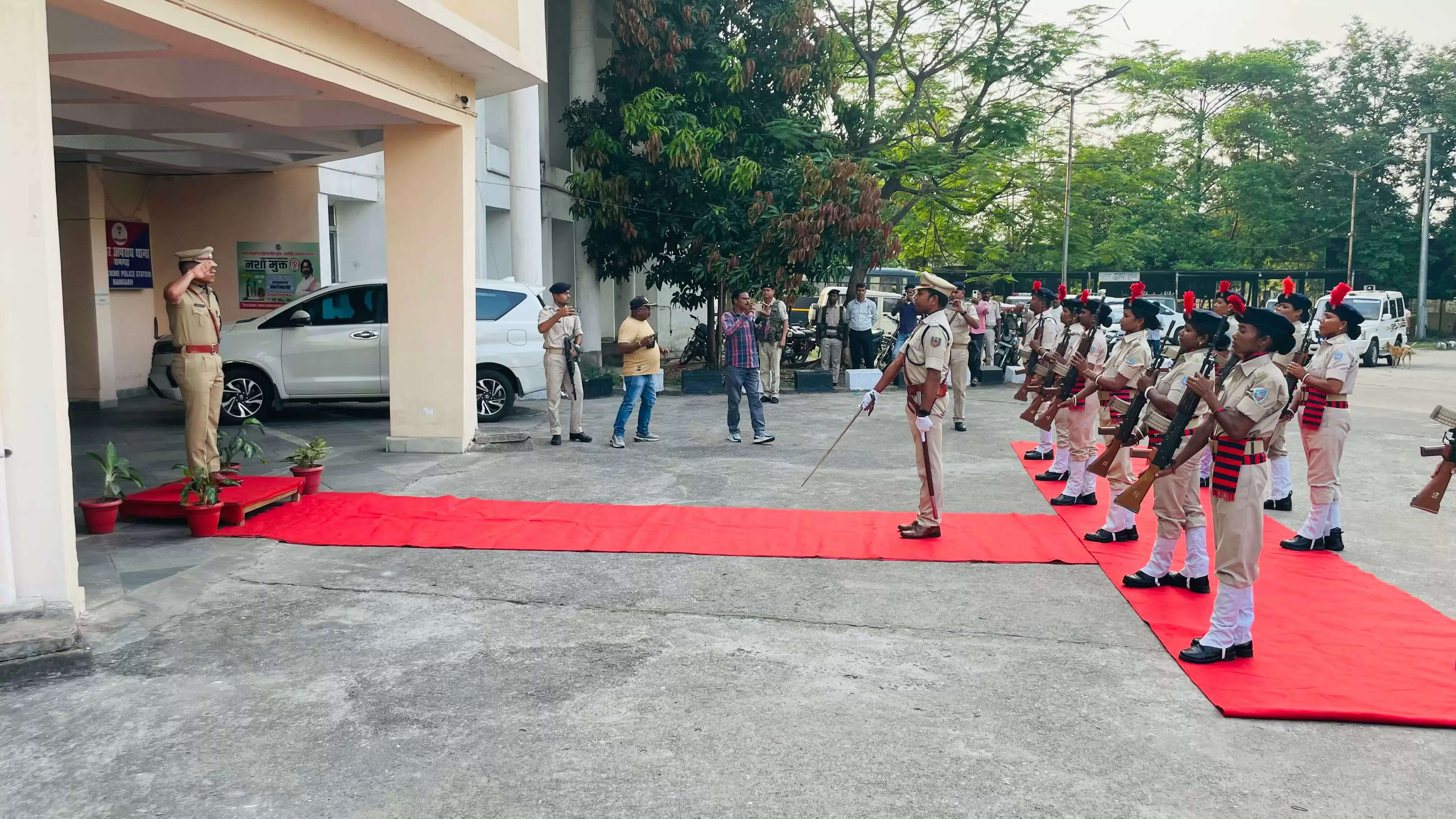 रामगढ़ एसपी के पद पर मुकेश कुमार लुनायत ने लिया प्रभार