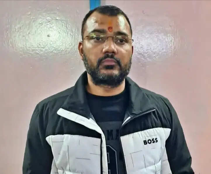 सीसीए के शिकंजे में पांडेय गिरोह का सरगना विकास तिवारी
