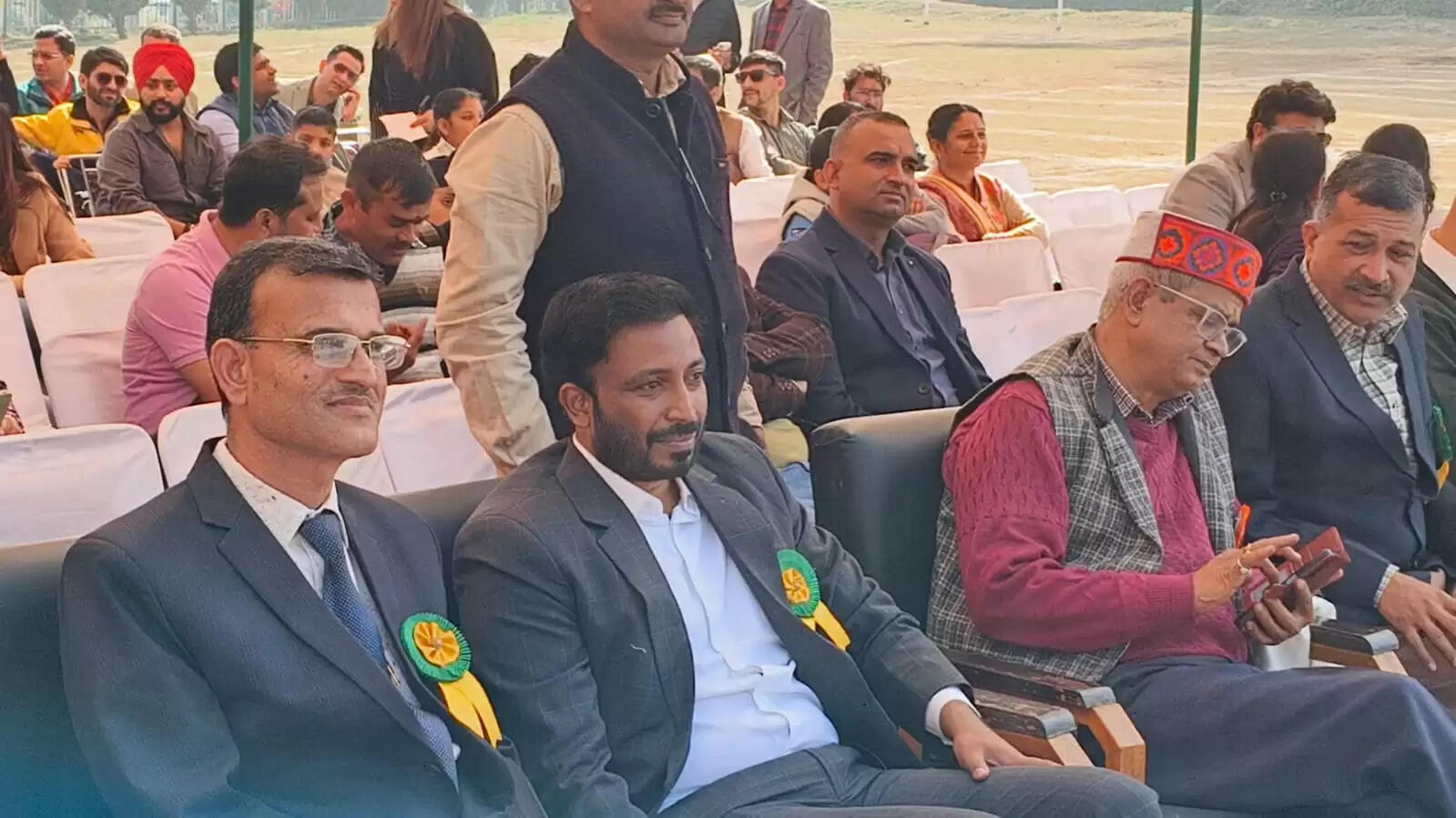 जवाहर नवोदय विद्यालय नाहन के पूर्व छात्र मिलन समारोह में पहुंचे तेलंगाना के सांसद