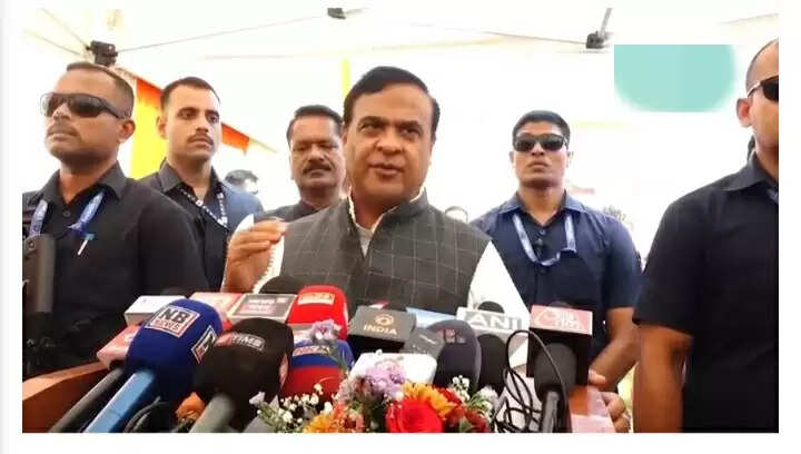 मुख्यमंत्री डाॅ सरमा ने हिंदू परिवारों से की अपील, दो या तीन जन्में बच्चे