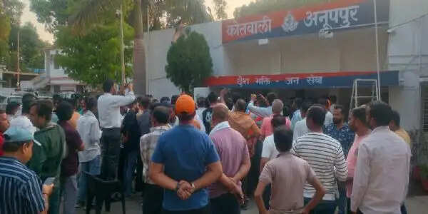 अनूपपुर: सोशल मीडिया ब्राम्हण – पटेल विवाद ने पकड़ा तूल, दंगे जैसी स्थिति के आसार